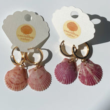 Load image into Gallery viewer, Gold Seashell Earrings
