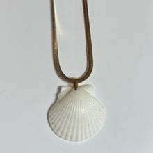 Load image into Gallery viewer, Gold Mermaid Chain Necklace