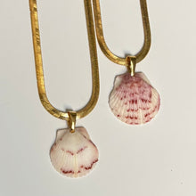 Load image into Gallery viewer, Tiny Mermaid Chain Necklace