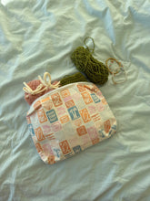 Load image into Gallery viewer, Medium Color Pop Pouch