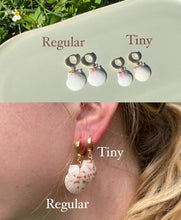 Load image into Gallery viewer, Tiny Gold Seashell Earrings
