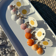 Load image into Gallery viewer, Seashell Earrings