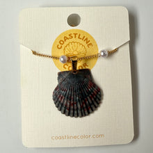 Load image into Gallery viewer, *Rare Finds* Dainty Pearl Necklace