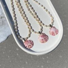 Load image into Gallery viewer, Pearl Necklace