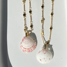 Load image into Gallery viewer, Sunset Seashell Necklace