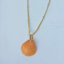 Load image into Gallery viewer, *Rare Finds* Dot Necklace
