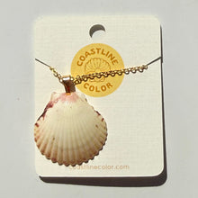 Load image into Gallery viewer, *Rare Finds* Dainty Gold Seashell Necklace
