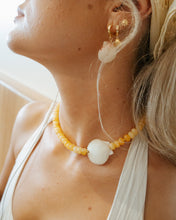 Load image into Gallery viewer, Butter Scallop Necklace
