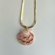 Load image into Gallery viewer, *Rare Finds* Mermaid Chain Necklace
