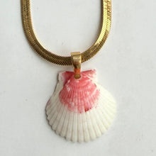 Load image into Gallery viewer, *Rare Finds* Tiny Mermaid Chain Necklace
