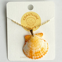 Load image into Gallery viewer, *Rare Finds* Dainty Gold Seashell Necklace
