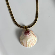 Load image into Gallery viewer, *Rare Finds* Tiny Mermaid Chain Necklace
