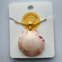 Load image into Gallery viewer, *Rare Finds* Dainty Gold Seashell Necklace
