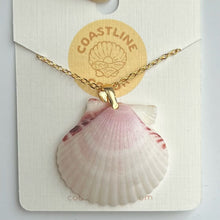 Load image into Gallery viewer, *Rare Finds* Dainty Gold Seashell Necklace
