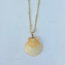 Load image into Gallery viewer, *Rare Finds* Dot Necklace
