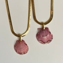 Load image into Gallery viewer, Tiny Mermaid Chain Necklace
