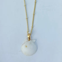 Load image into Gallery viewer, *Rare Finds* Dot Necklace
