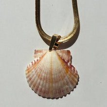 Load image into Gallery viewer, *Rare Finds* Mermaid Chain Necklace
