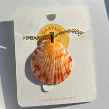 Load image into Gallery viewer, *Rare Finds* Dainty Gold Seashell Necklace
