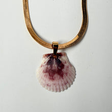 Load image into Gallery viewer, *Rare Finds* Tiny Mermaid Chain Necklace
