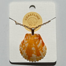 Load image into Gallery viewer, *Rare Finds* Dainty Gold Seashell Necklace
