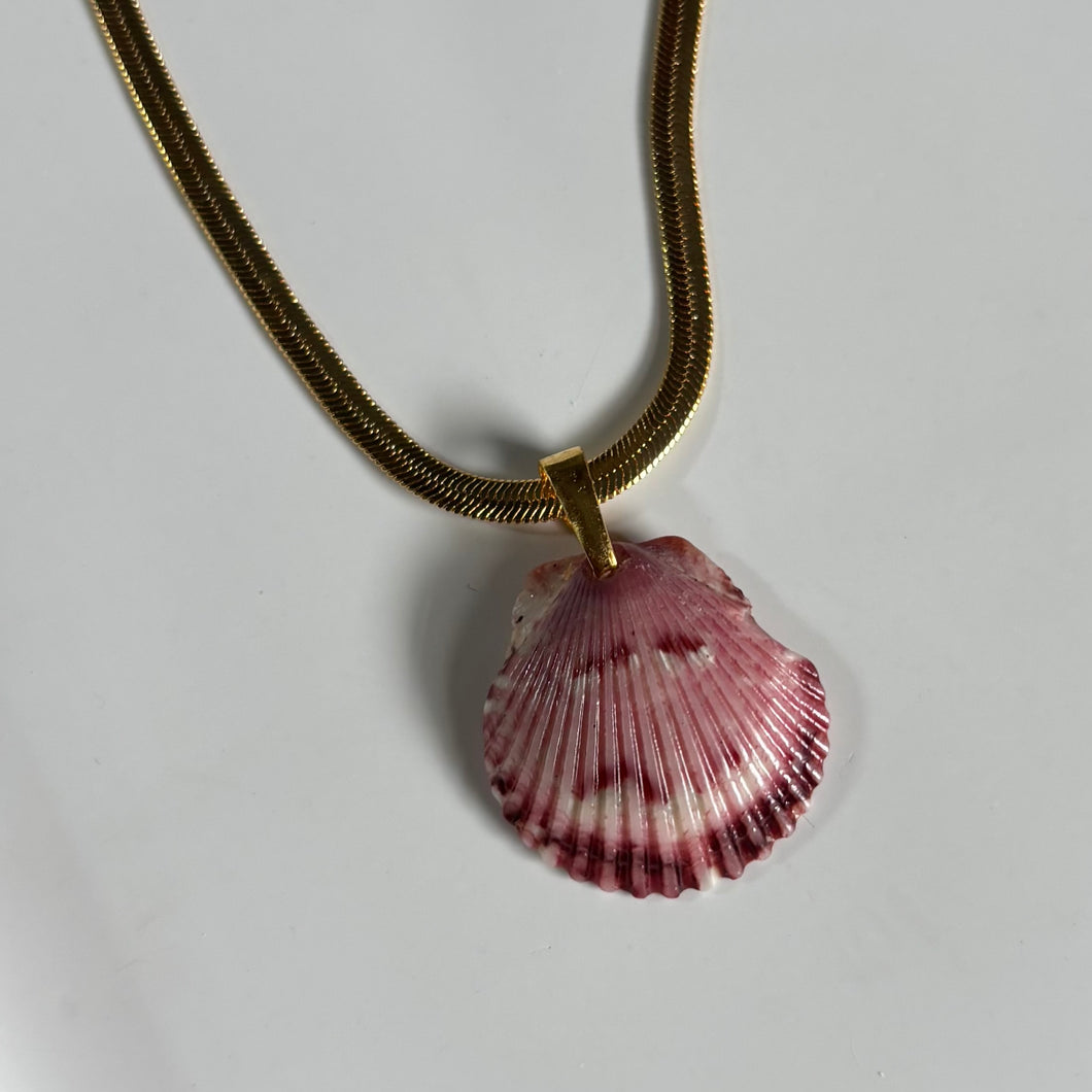 *Rare Finds* Tiny Mermaid Chain Necklace