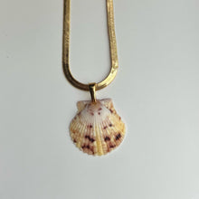 Load image into Gallery viewer, *Rare Finds* Tiny Mermaid Chain Necklace

