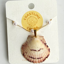 Load image into Gallery viewer, *Rare Finds* Dainty Pearl Necklace
