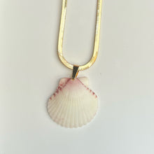 Load image into Gallery viewer, *Rare Finds* Mermaid Chain Necklace
