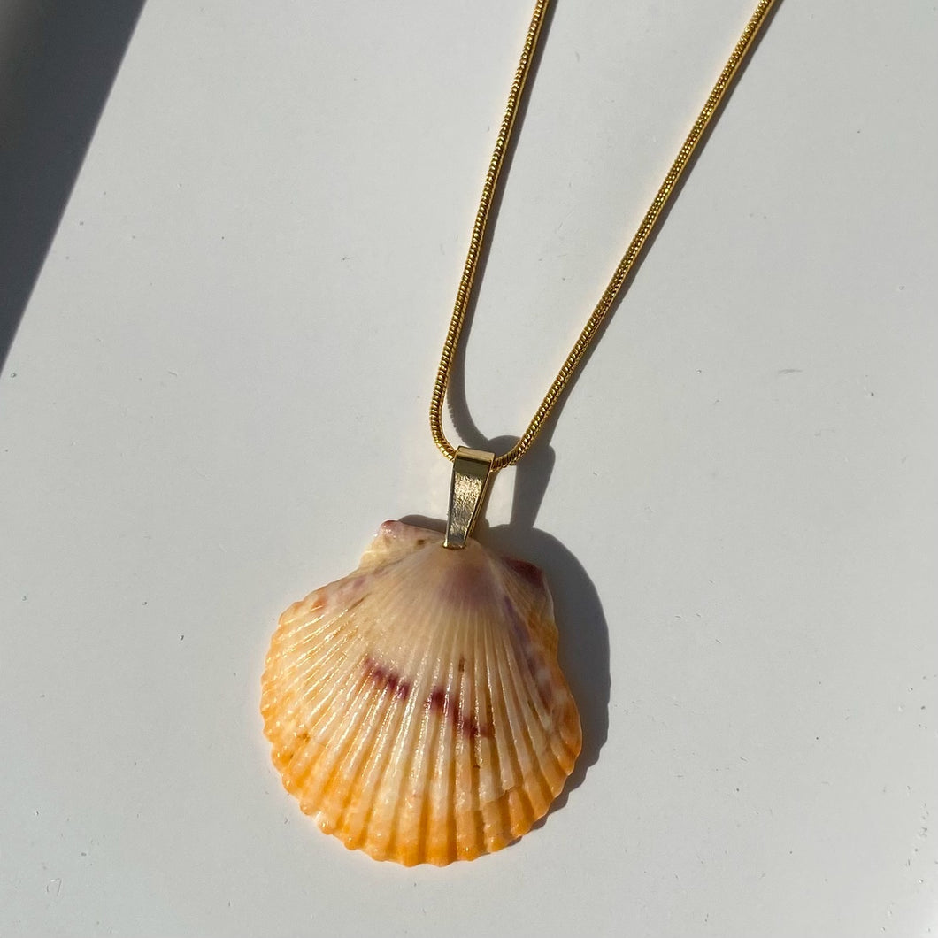 *Rare Finds* Gold Mermaid Chain Necklace