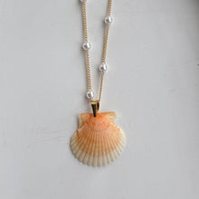 Load image into Gallery viewer, *Rare Finds* Dainty Pearl Necklace
