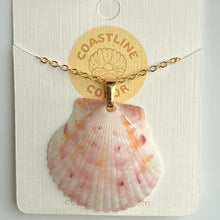 Load image into Gallery viewer, *Rare Finds* Dainty Gold Seashell Necklace
