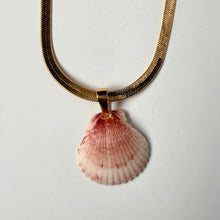 Load image into Gallery viewer, *Rare Finds* Tiny Mermaid Chain Necklace
