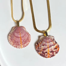 Load image into Gallery viewer, Gold Mermaid Chain Necklace
