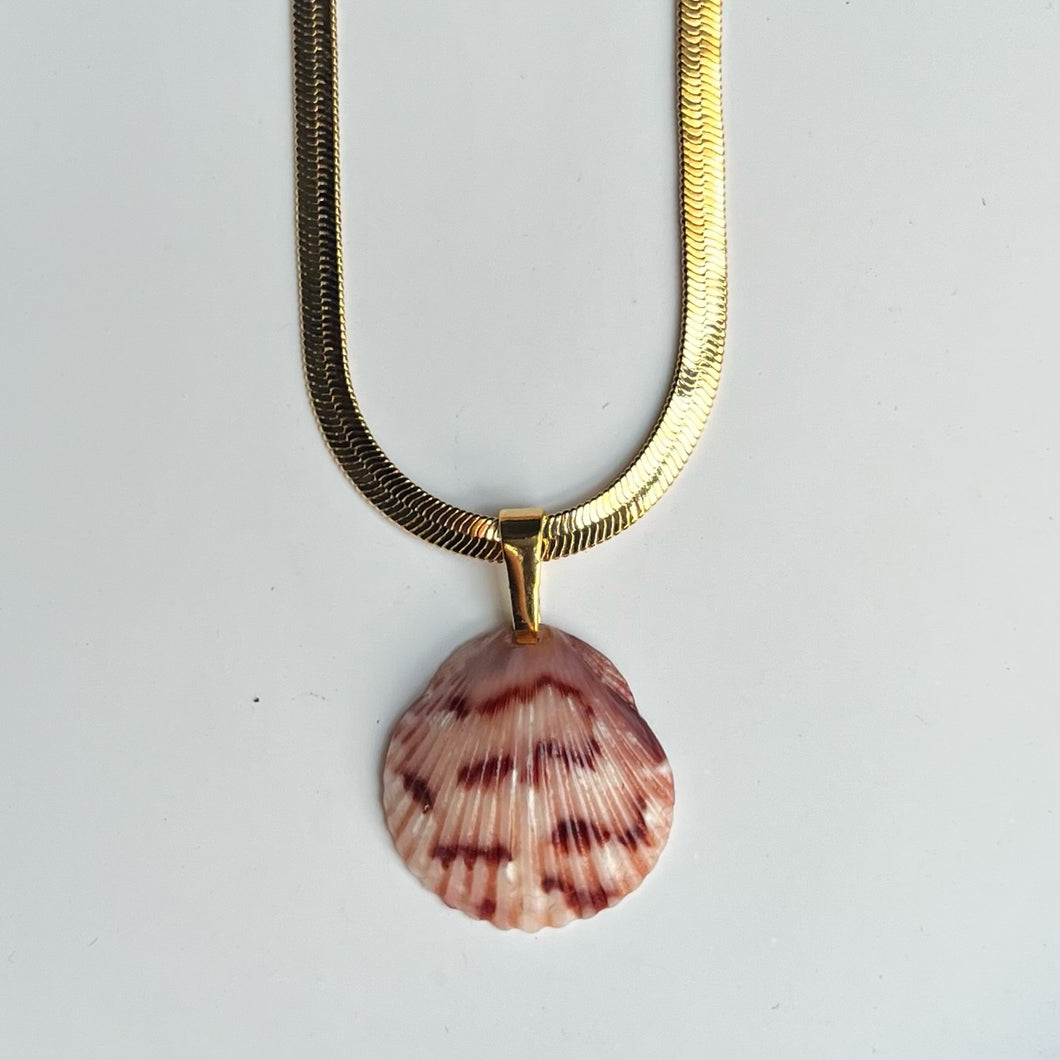 *Rare Finds* Tiny Mermaid Chain Necklace