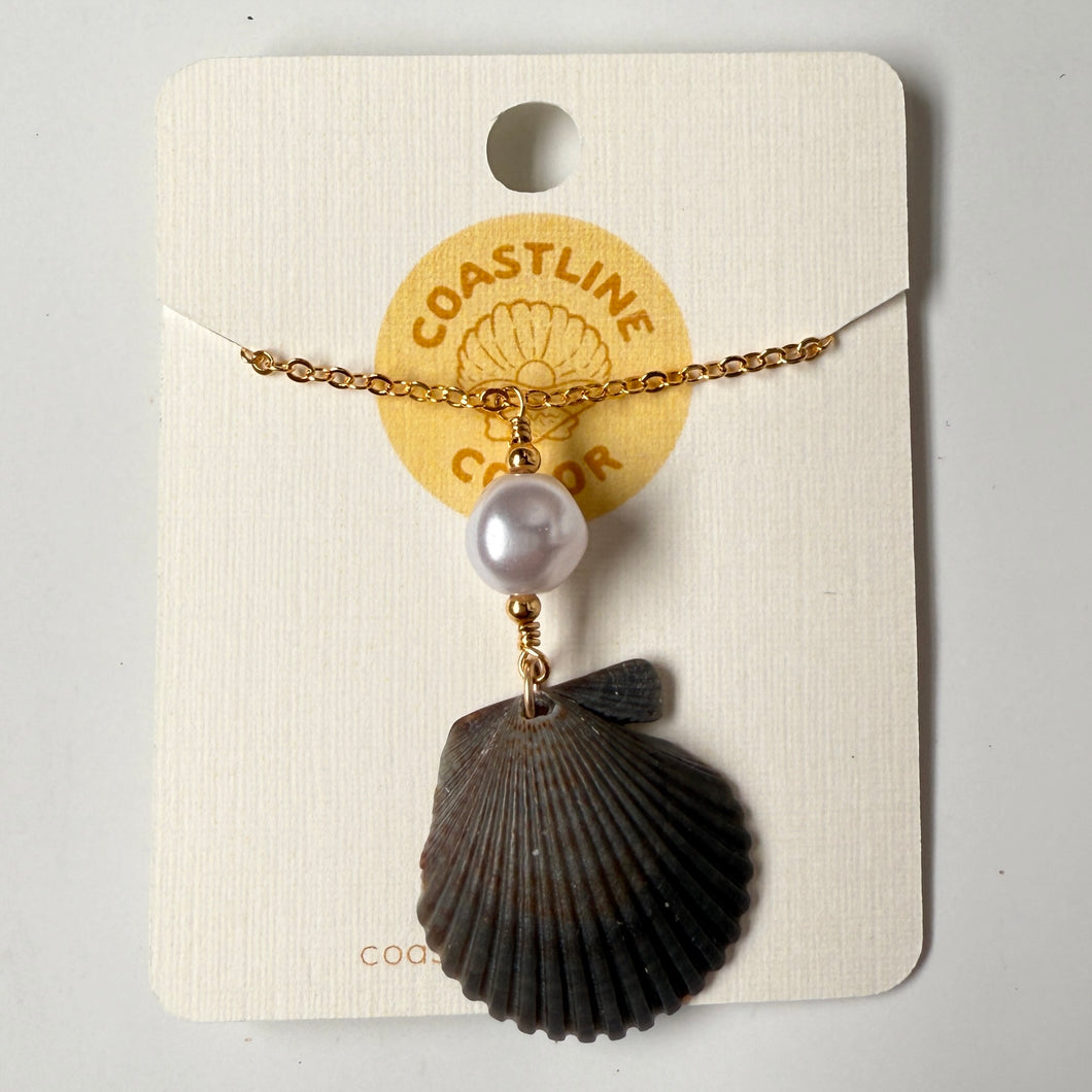 *Rare Find* Gem Necklace