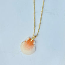 Load image into Gallery viewer, *Rare Finds* Dot Necklace
