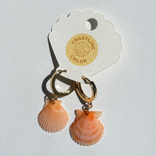 Load image into Gallery viewer, *Rare Finds* Seashell Earrings
